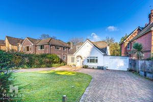 Photo 18- click for photo gallery